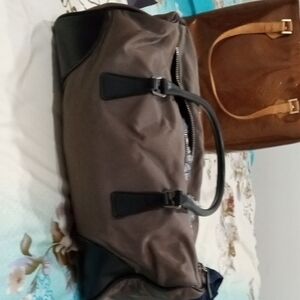Elegant Black and Brown Men's Duffel Bag